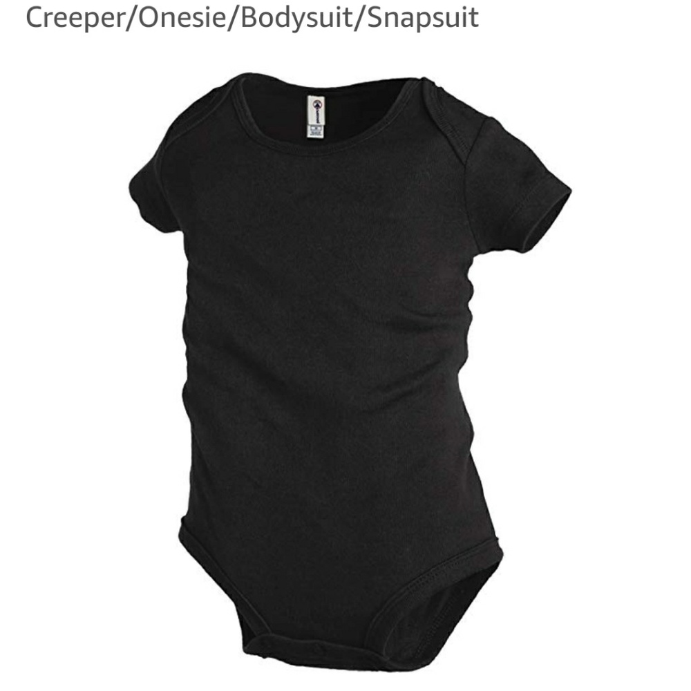 Bundle of 5 onesies size 6 months Delta brand